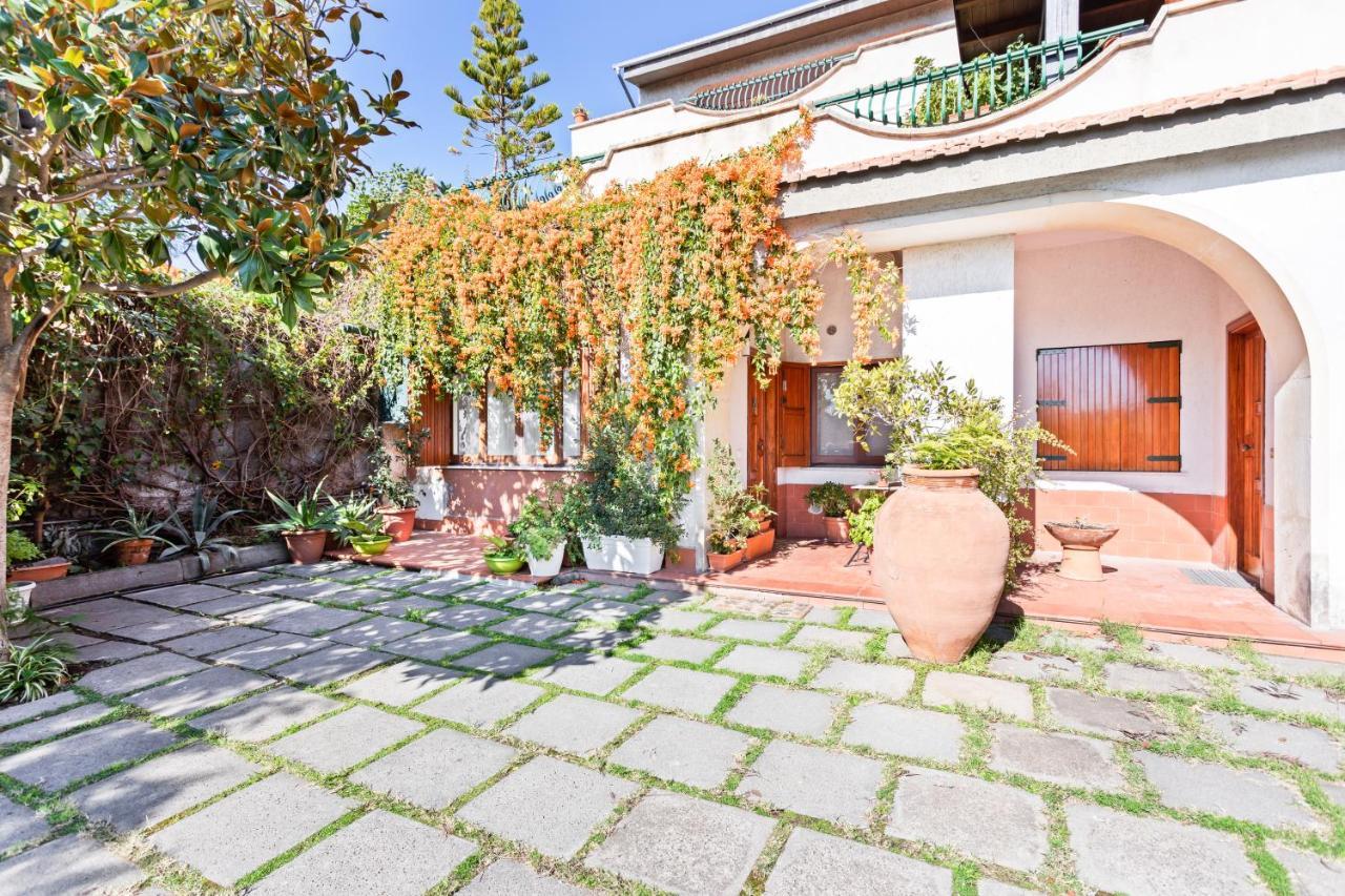 Luminoso Nuovalucello Apart- Giardino E Parcheggio Privato Catania-Fontanarossai nemzetközi repülőtér Kültér fotó